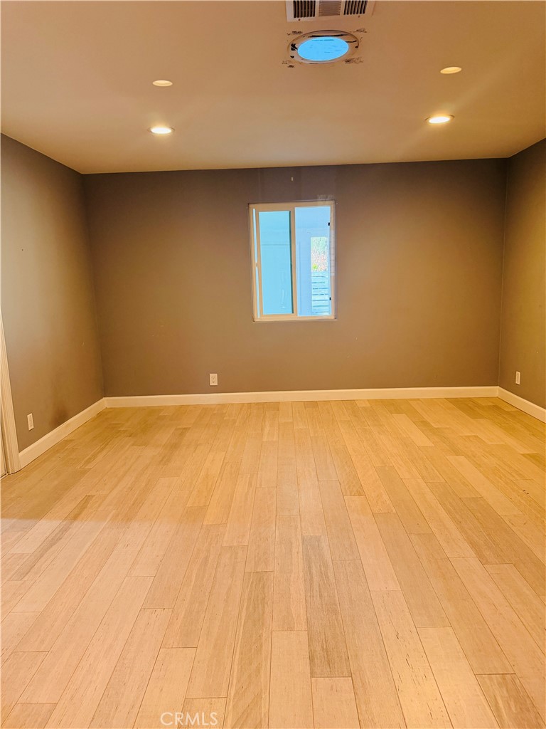 East Tustin Custom (ETC) - Residential Lease