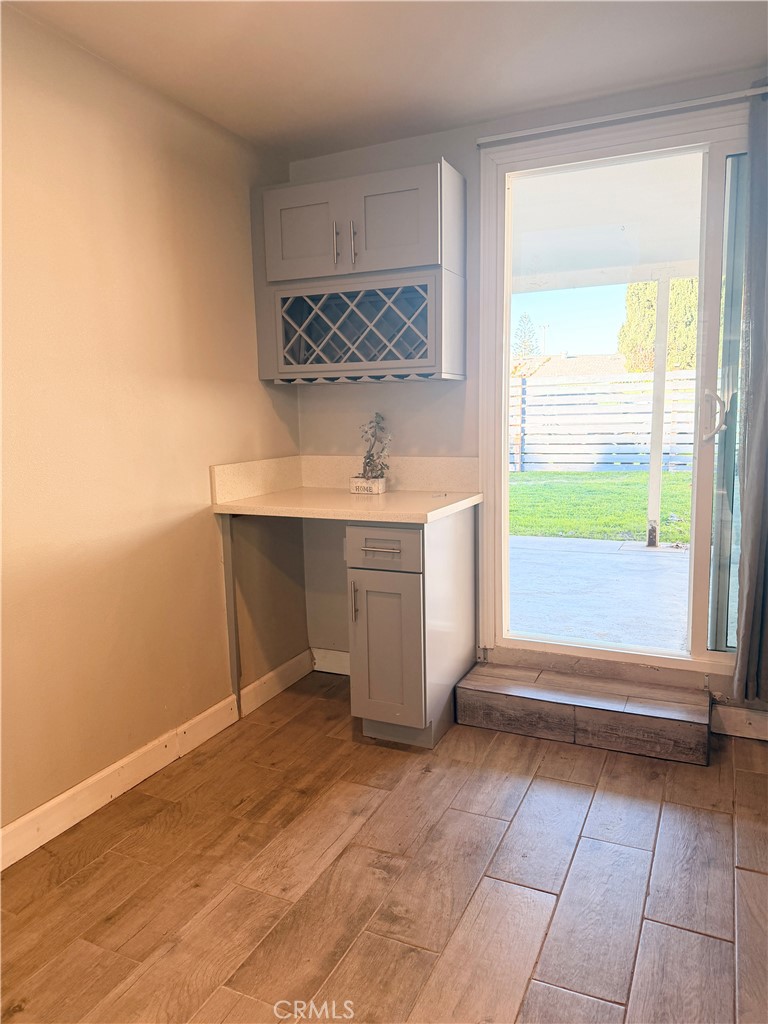 East Tustin Custom (ETC) - Residential Lease