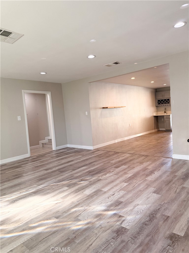 East Tustin Custom (ETC) - Residential Lease