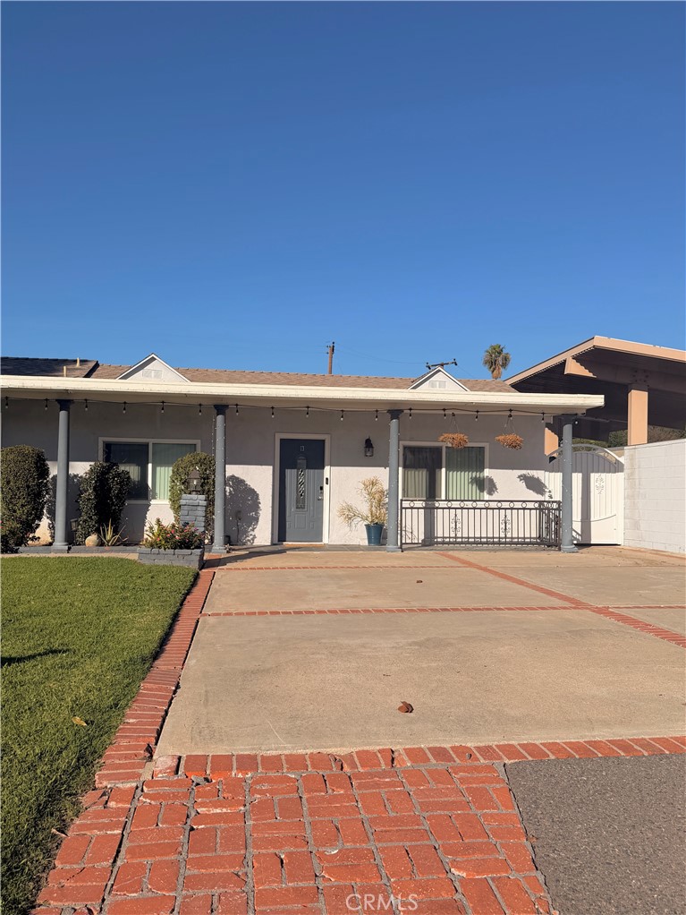 East Tustin Custom (ETC) - Residential Lease