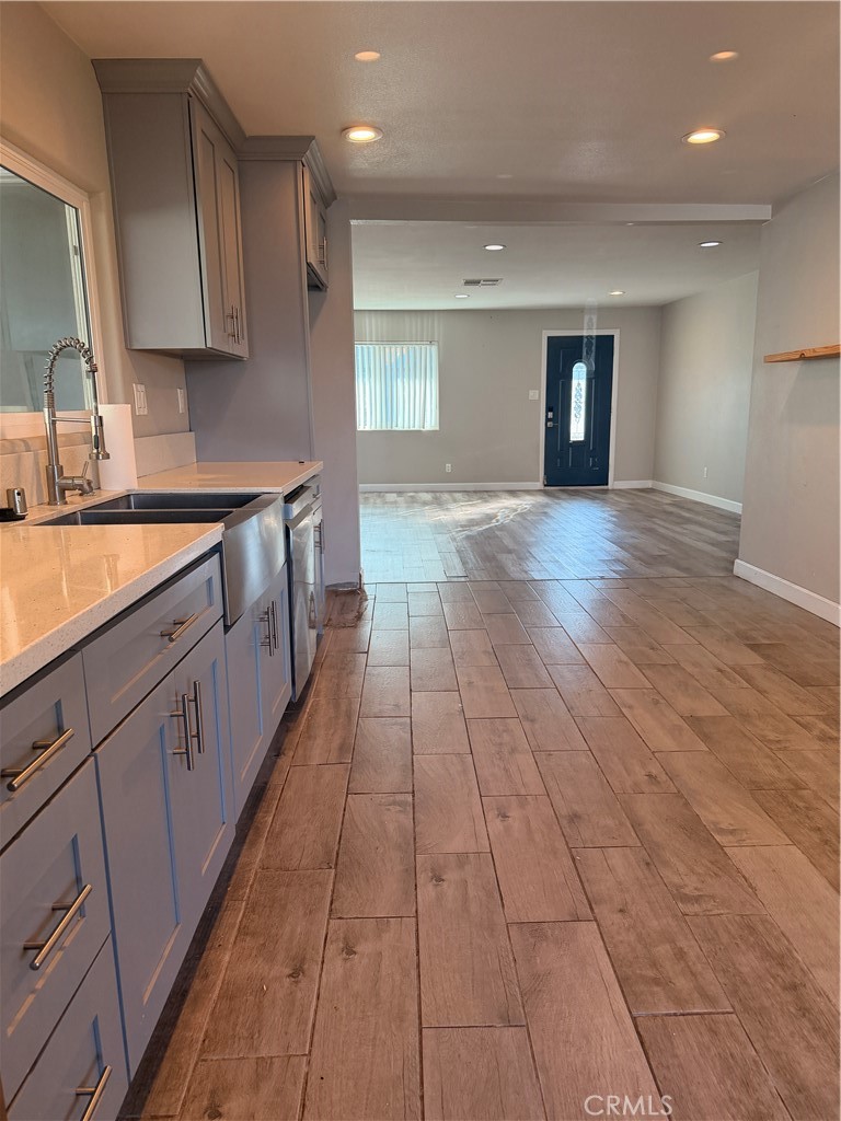 East Tustin Custom (ETC) - Residential Lease