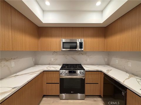 Photo of 1123 S Shenandoah ST #303, Los Angeles, CA 90035 (MLS # SR26112992)