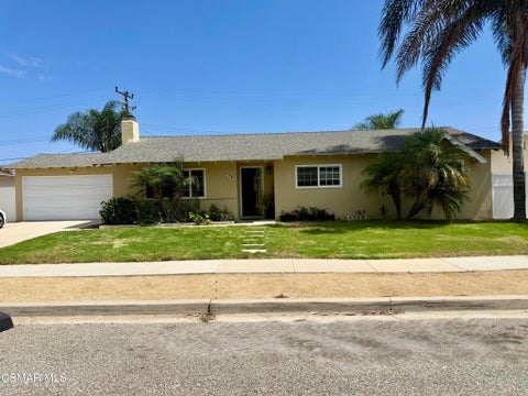 Photo of 538 Dorena Drive, Newbury Park, CA 91320 (MLS # 226003052)