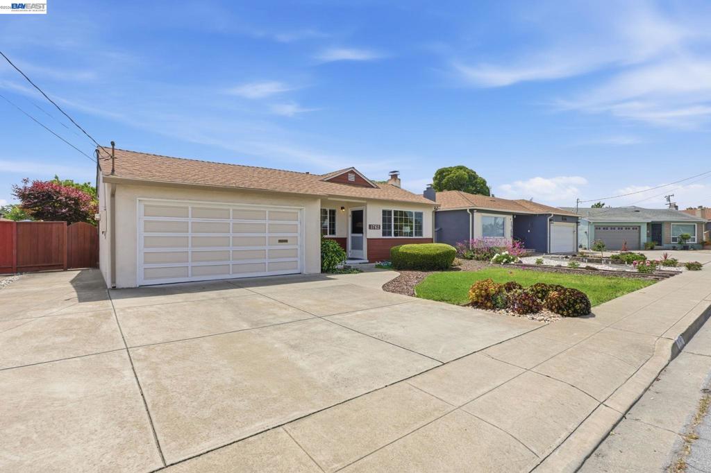 1762 Via Redondo