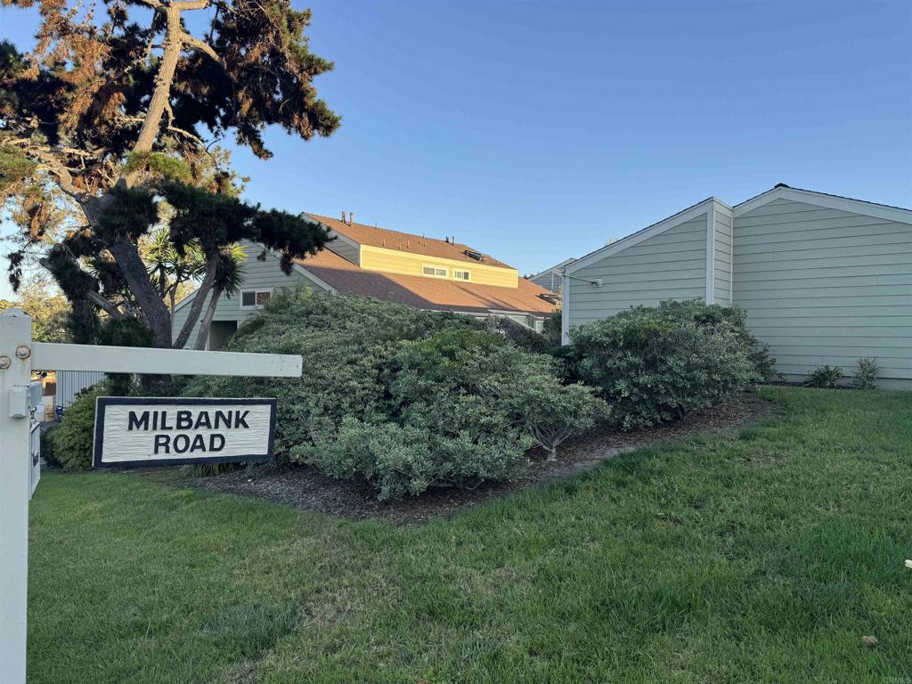 LEU - Residential Lease