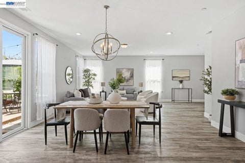 Tiny photo for 951 Farmhouse Way WAY, Folsom, CA 95630 (MLS # 41142271)