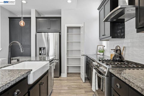 Tiny photo for 951 Farmhouse Way WAY, Folsom, CA 95630 (MLS # 41142271)