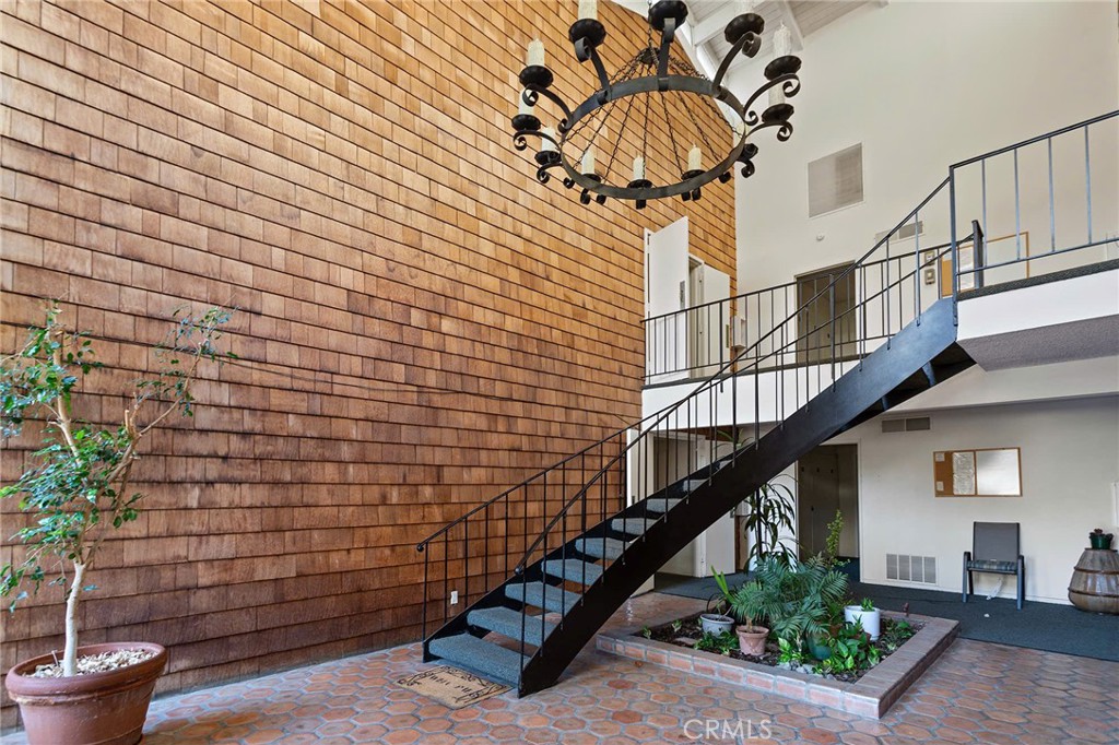 28661 Via Las Flores 304