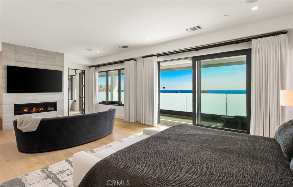 Ritz Cove (RC) - Residential