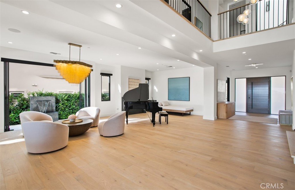 Ritz Cove (RC) - Residential