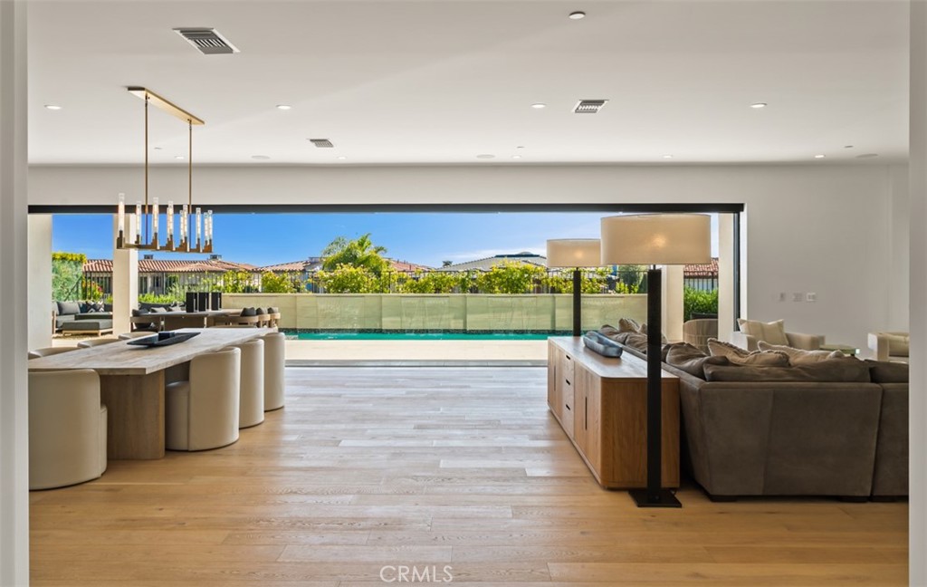 Ritz Cove (RC) - Residential