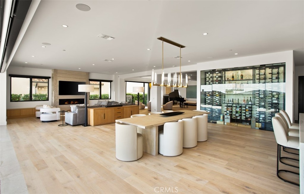 Ritz Cove (RC) - Residential