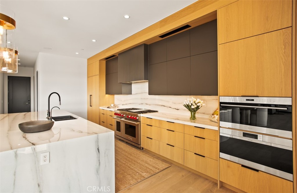 Ritz Cove (RC) - Residential