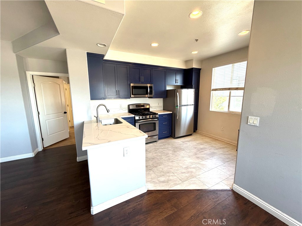 360 W Avenue 26 237