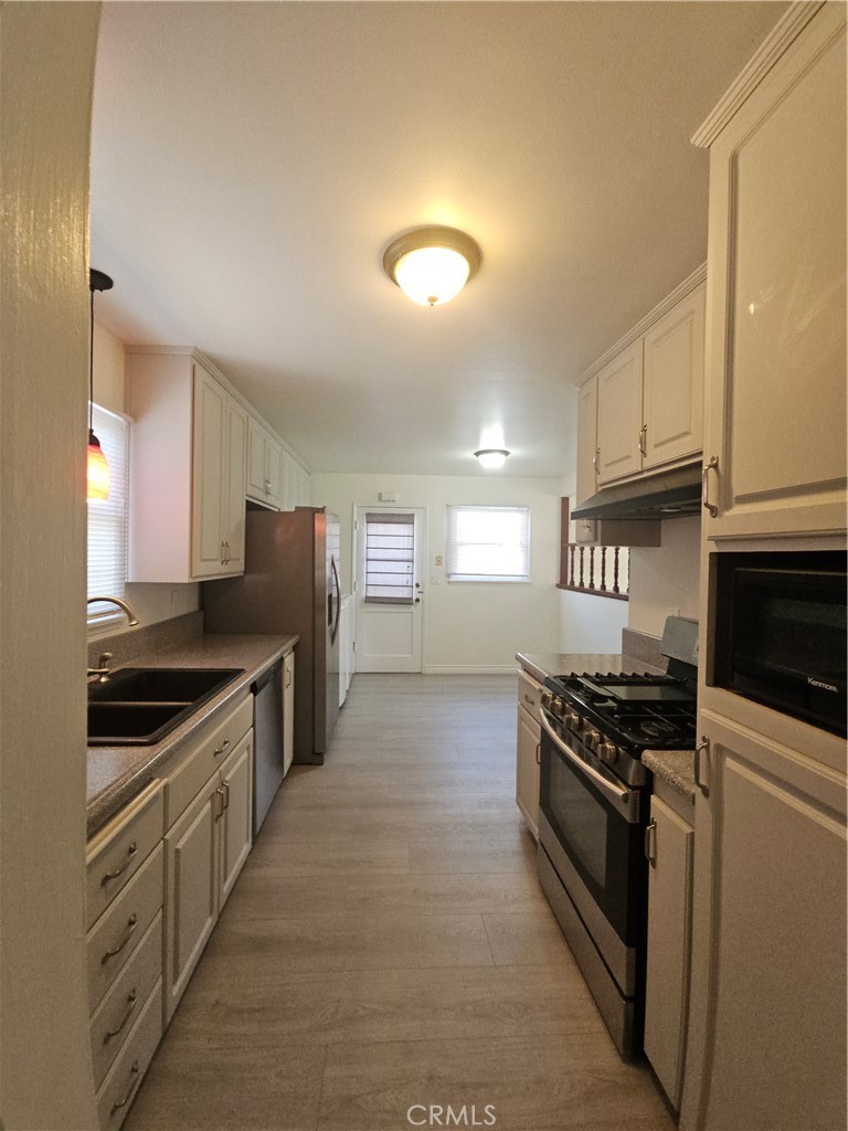 330 W Payson Street