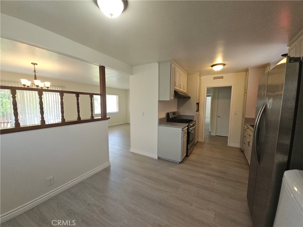 330 W Payson Street