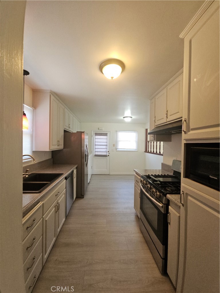 330 W Payson Street