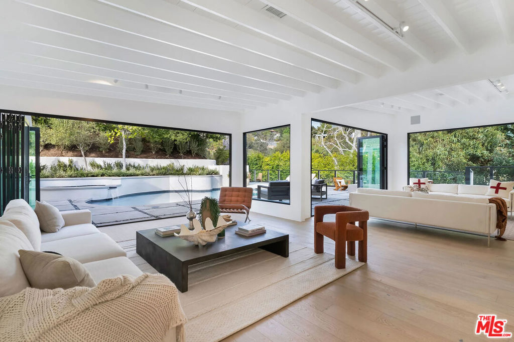 2600 Zorada Drive