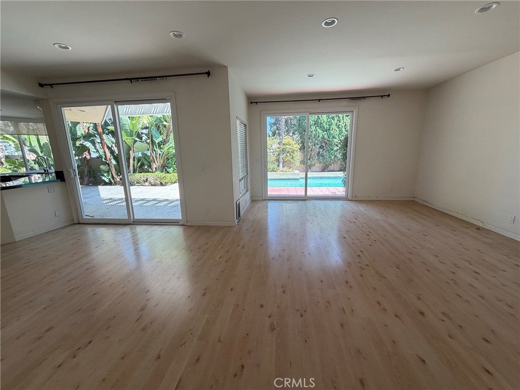 10 Rue Valbonne, Newport Beach CA 92660 - Photo 11