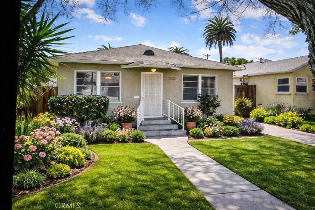 Photo of 12132 Herbert St, Los Angeles, CA 90066 (MLS # OC26049961)