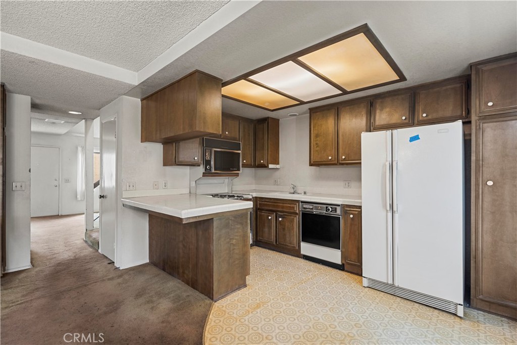 9905 Cedar St. 2