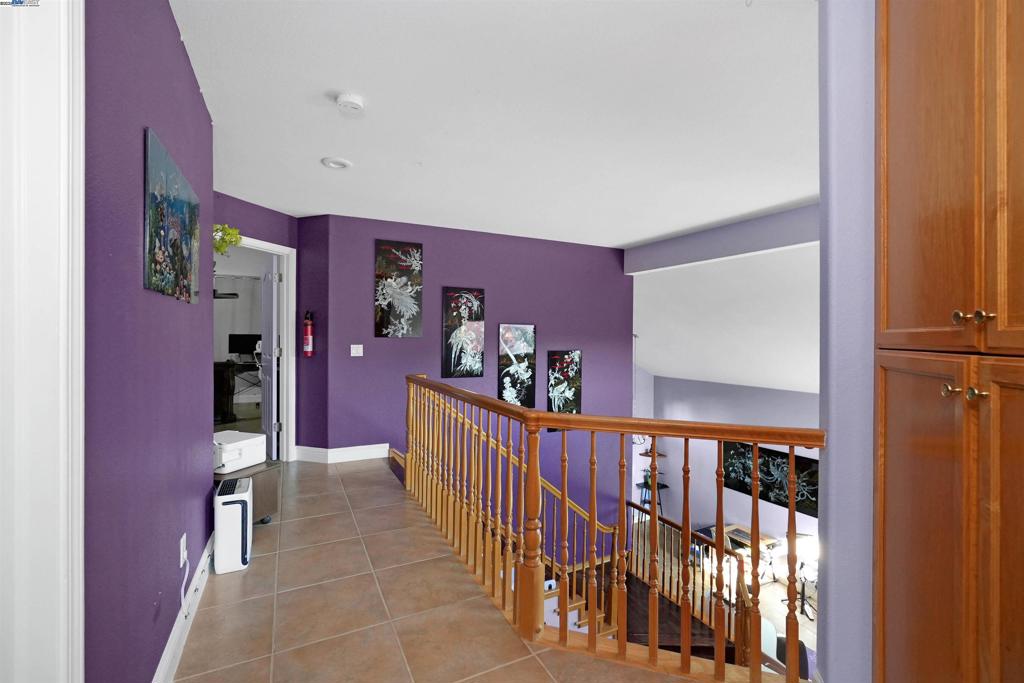 SYCAMORE VILLAGE - Residential