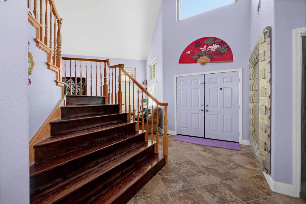 SYCAMORE VILLAGE - Residential