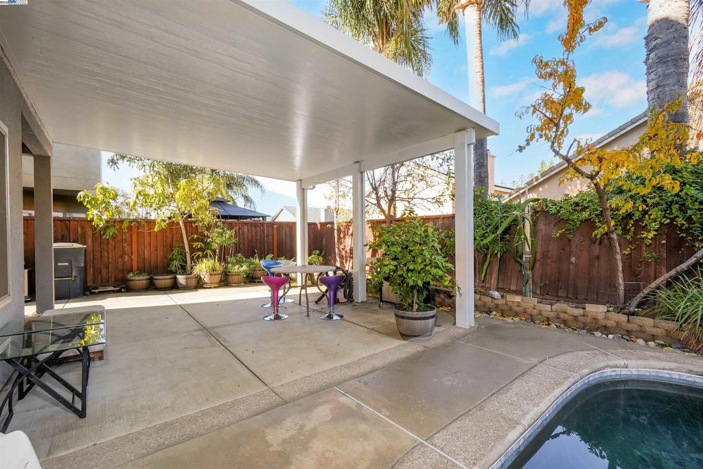 SYCAMORE VILLAGE - Residential