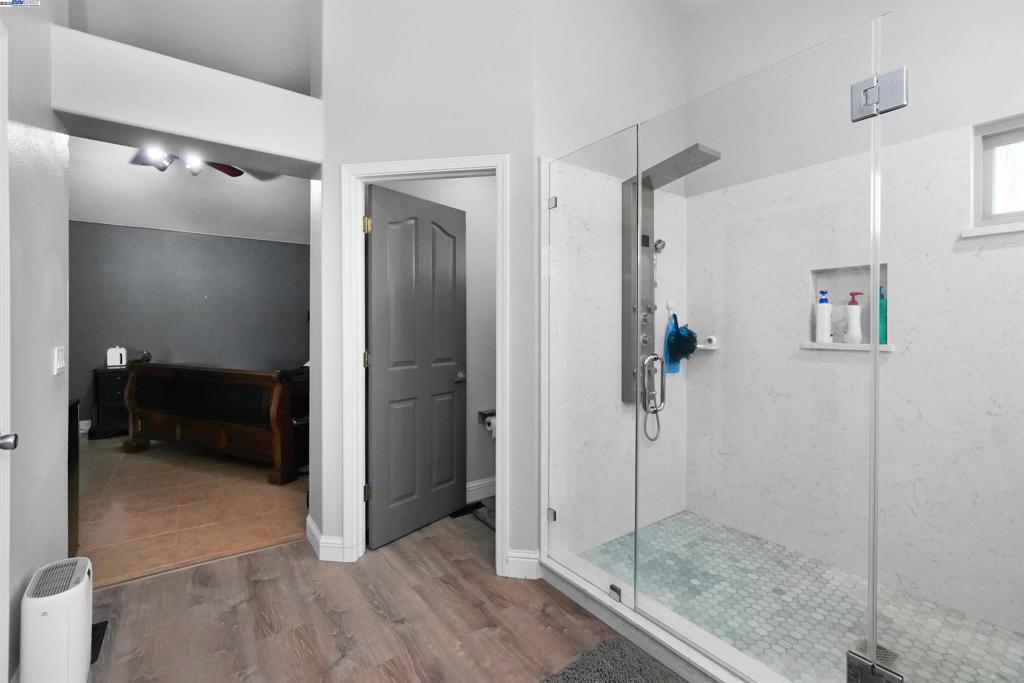 SYCAMORE VILLAGE - Residential