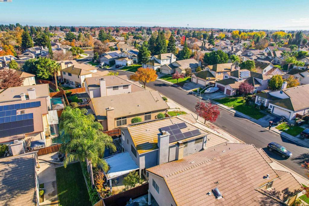 SYCAMORE VILLAGE - Residential