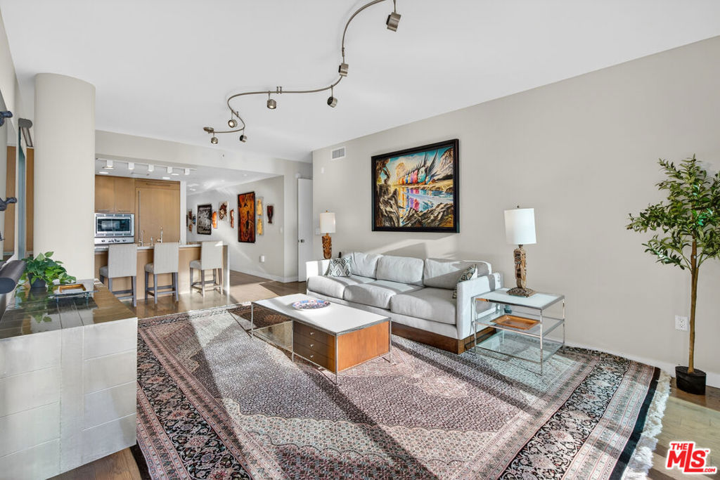 1755 Ocean Avenue 514