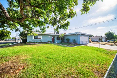 Photo of 3357 W Olinda LN, Anaheim, CA 92804 (MLS # GD26122240)