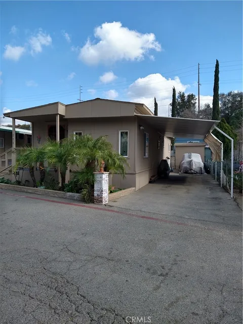 23450 Newhall Avenue Unit 111, Newhall, CA 91321 - MLS#: SR25026855
