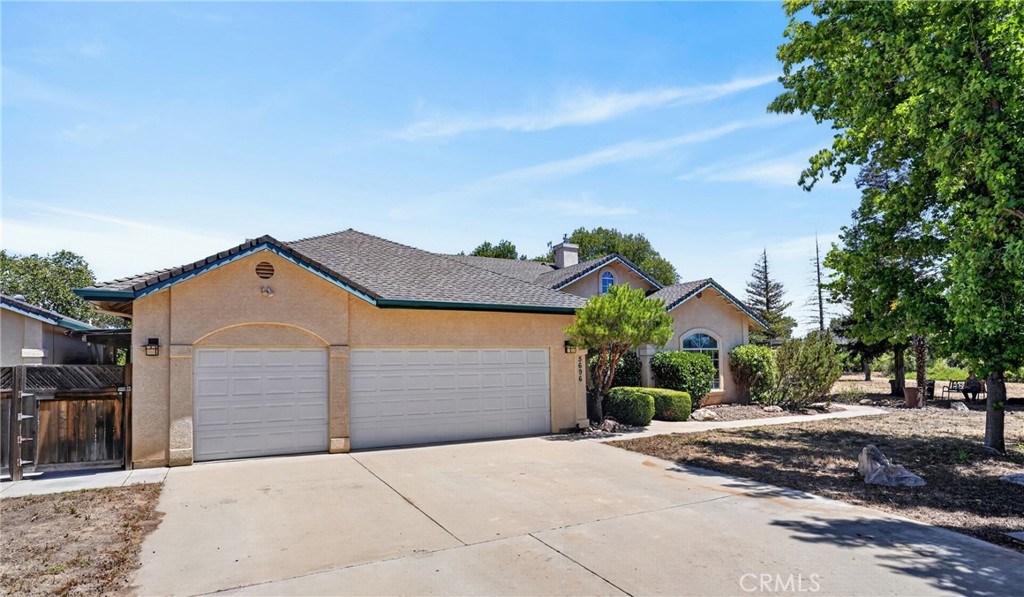 5696 Loma Real