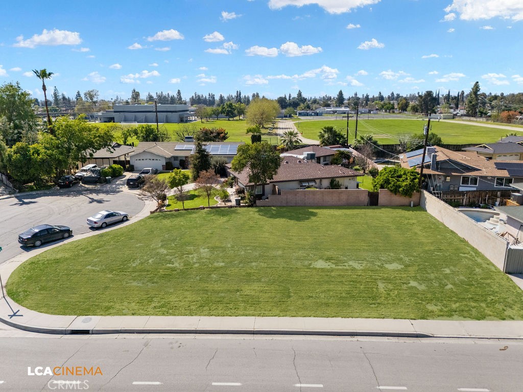 Discover endless possibilities on this spacious 6,534 sq ft corner lot, a perfect blank canvas for building your ideal home. Ideally located near shopping, restaurants, this lot offers both convenience and potential. Whether you are looking to build a personal residence or a smart investment property, this location delivers! Don't miss the opportunity to create something special.