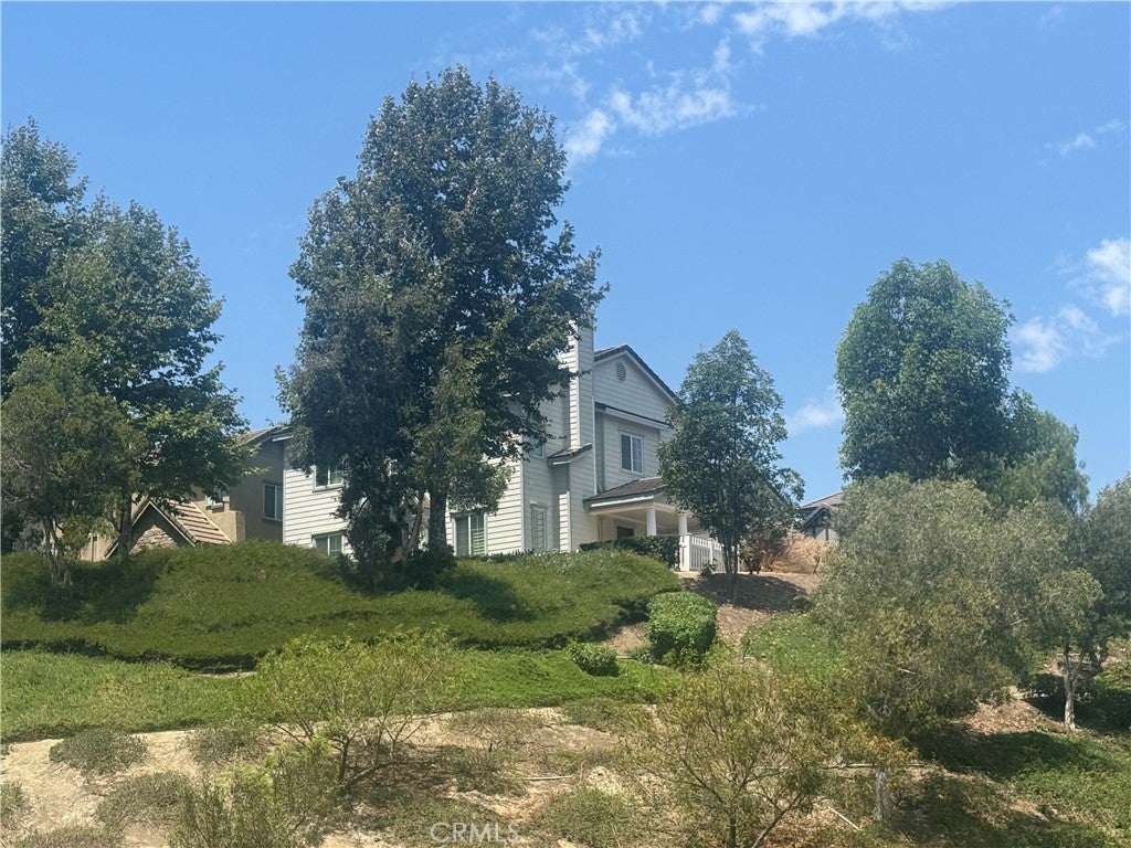16 Bower Lane
