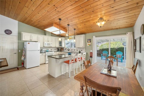Tiny photo for 7170 Iverson PL, Paso Robles, CA 93446 (MLS # SC26205447)