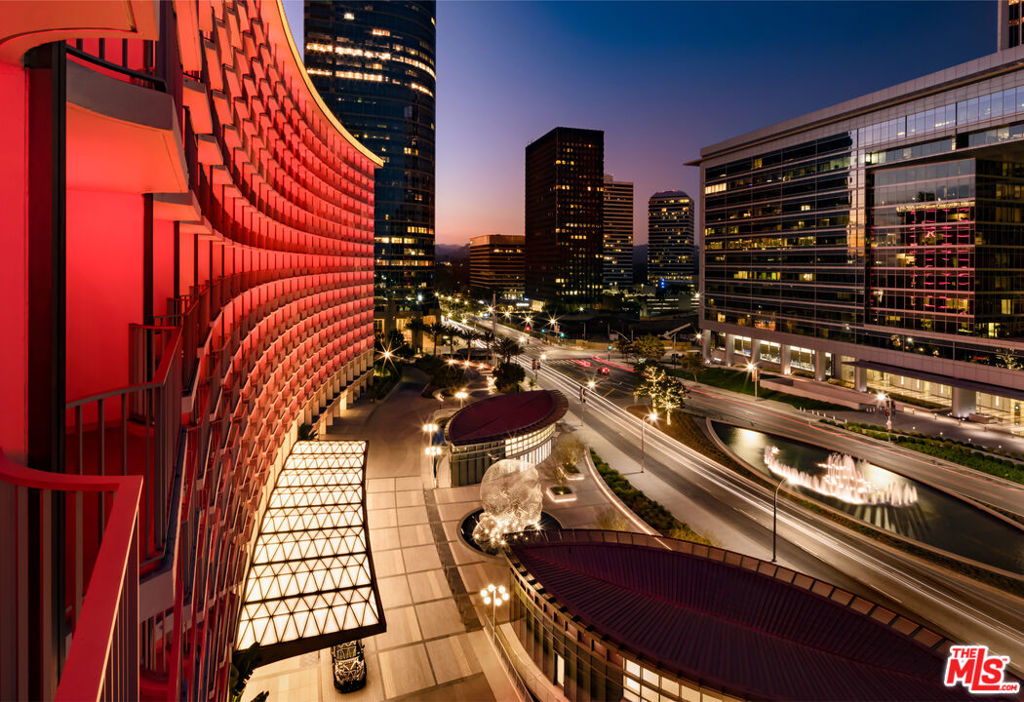 2025 Avenue Of The Stars 1210