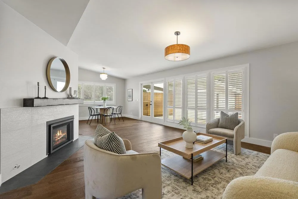 Belvedere, California 94920, United States, 3 Bedrooms Bedrooms, ,3 BathroomsBathrooms,Residential,Active,222133