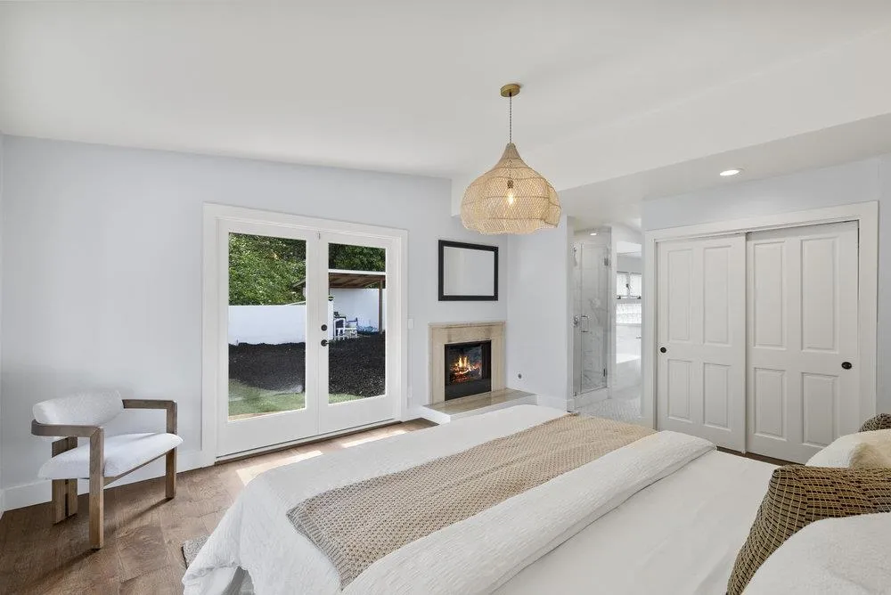 Belvedere, California 94920, United States, 3 Bedrooms Bedrooms, ,3 BathroomsBathrooms,Residential,Active,222133