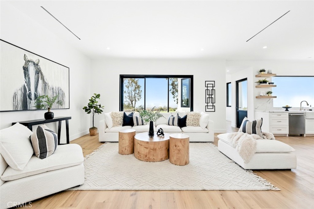 350 Highland Hills Drive