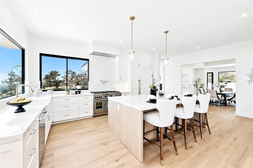 350 Highland Hills Drive