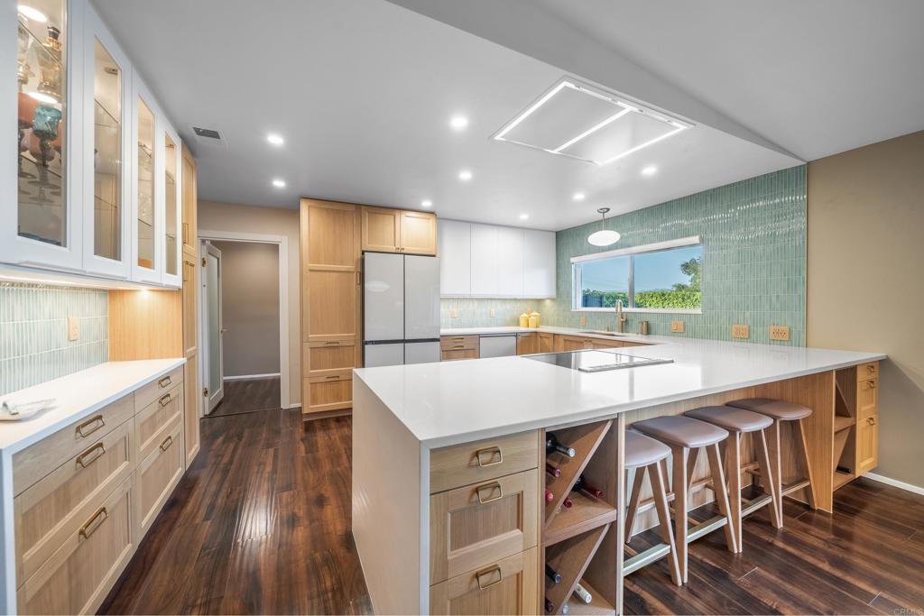 4155 Executive Drive E111