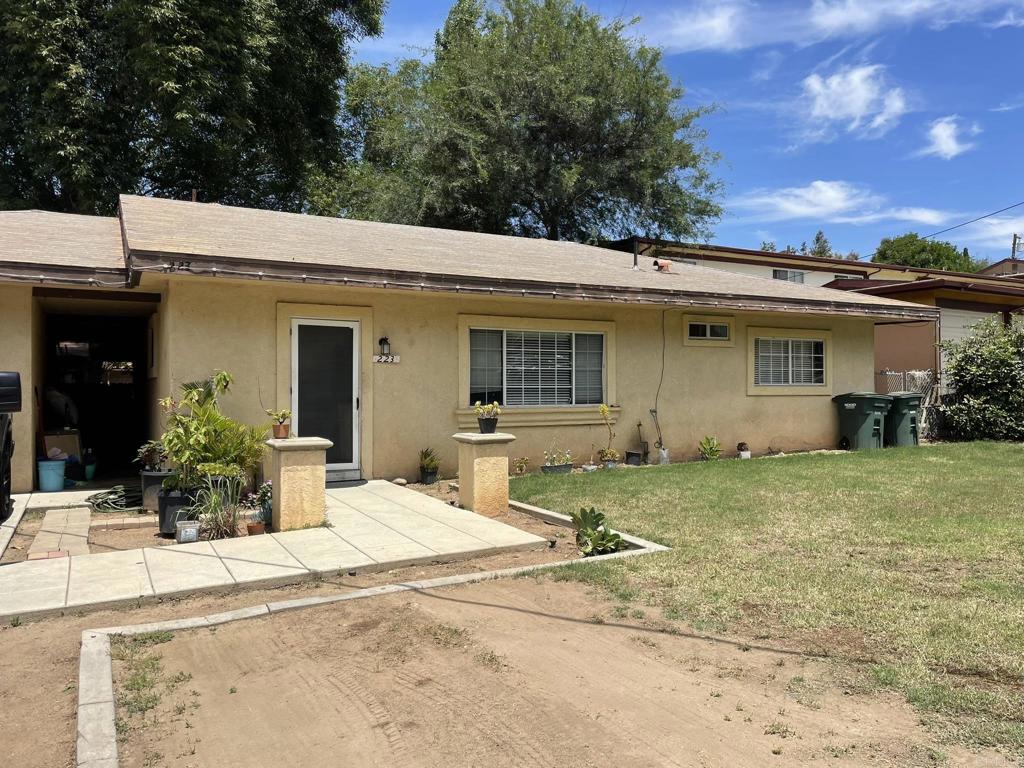 FIXER! Older 3br/2ba in need of full remodel. Value is in the 10K SF lot. Seller states city will possible allow triplex/duplex or easily 3br/2ba modular home on rear of the lot. Access from vista glen easement would make a 1440 SF modular home an easy addition. Current rent at $2,700 per month, new 3/2 would rent for $3,500. Potential for an easy 7 cap property with remodel and addition. Development potential! Zoning is R-21!