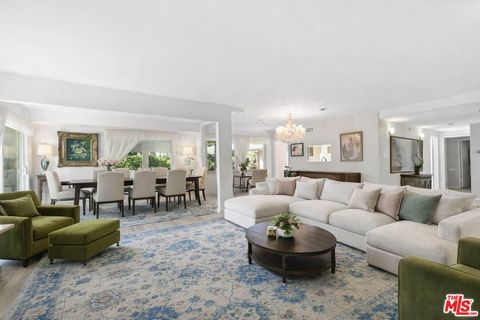 Tiny photo for 8479 Moorcroft Avenue, West Hills, CA 91304 (MLS # 26640303)