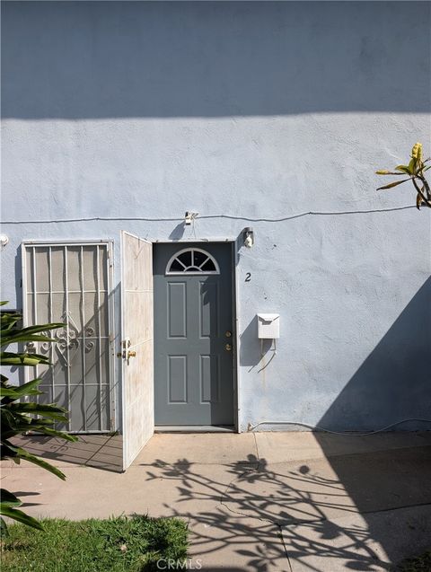 Photo of 869 N Mallard St, Orange, CA 92867 (MLS # OC26085124)