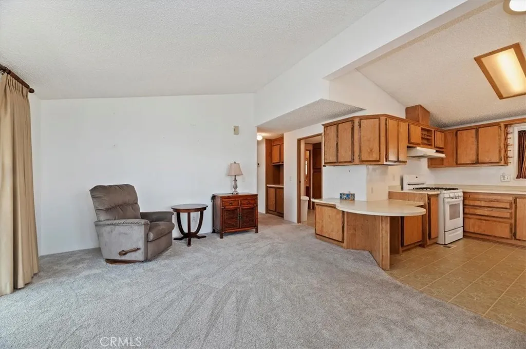 Redlands, California 92374, United States, 2 Bedrooms Bedrooms, ,2 BathroomsBathrooms,Residential,Active,186206