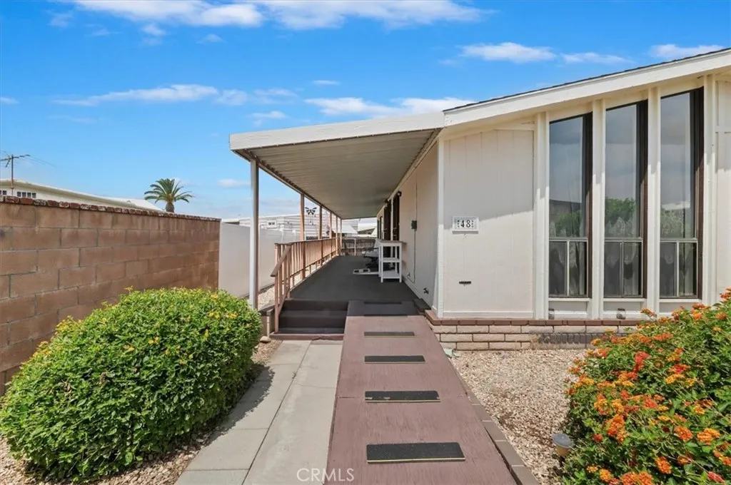 Redlands, California 92374, United States, 2 Bedrooms Bedrooms, ,2 BathroomsBathrooms,Residential,Active,186206