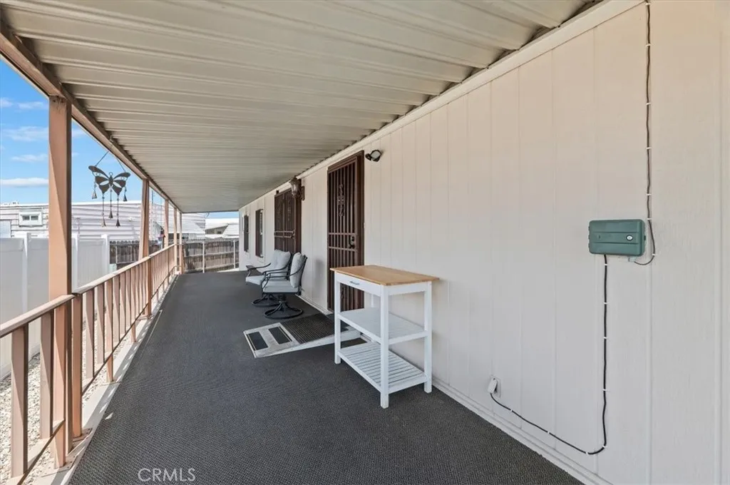 Redlands, California 92374, United States, 2 Bedrooms Bedrooms, ,2 BathroomsBathrooms,Residential,Active,186206