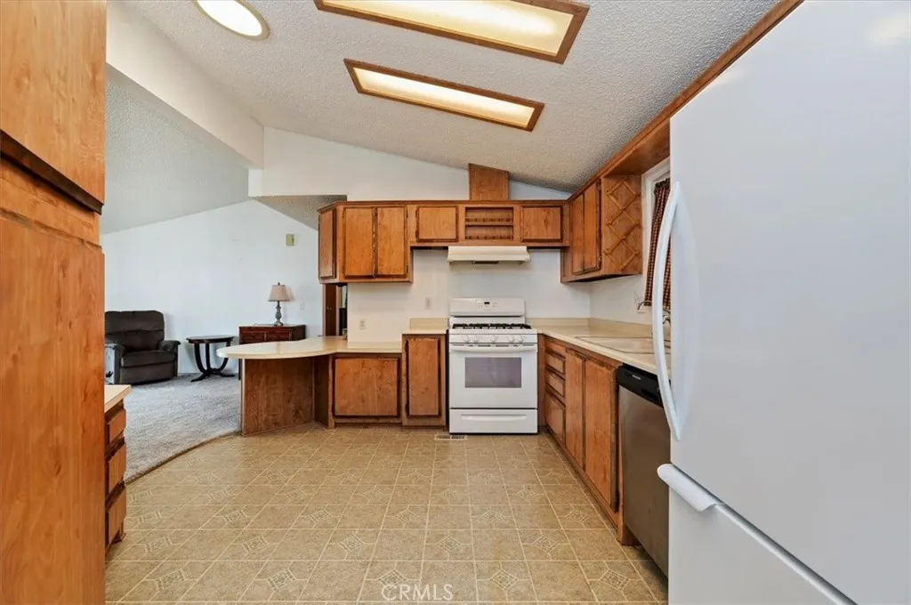 Redlands, California 92374, United States, 2 Bedrooms Bedrooms, ,2 BathroomsBathrooms,Residential,Active,186206